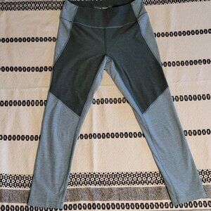Outdoor Voices Cropped Legging/Tight small green
